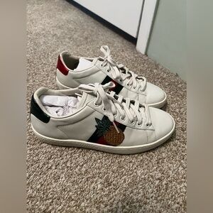 Gucci White w/ Gold Star "Ace" Sneakers